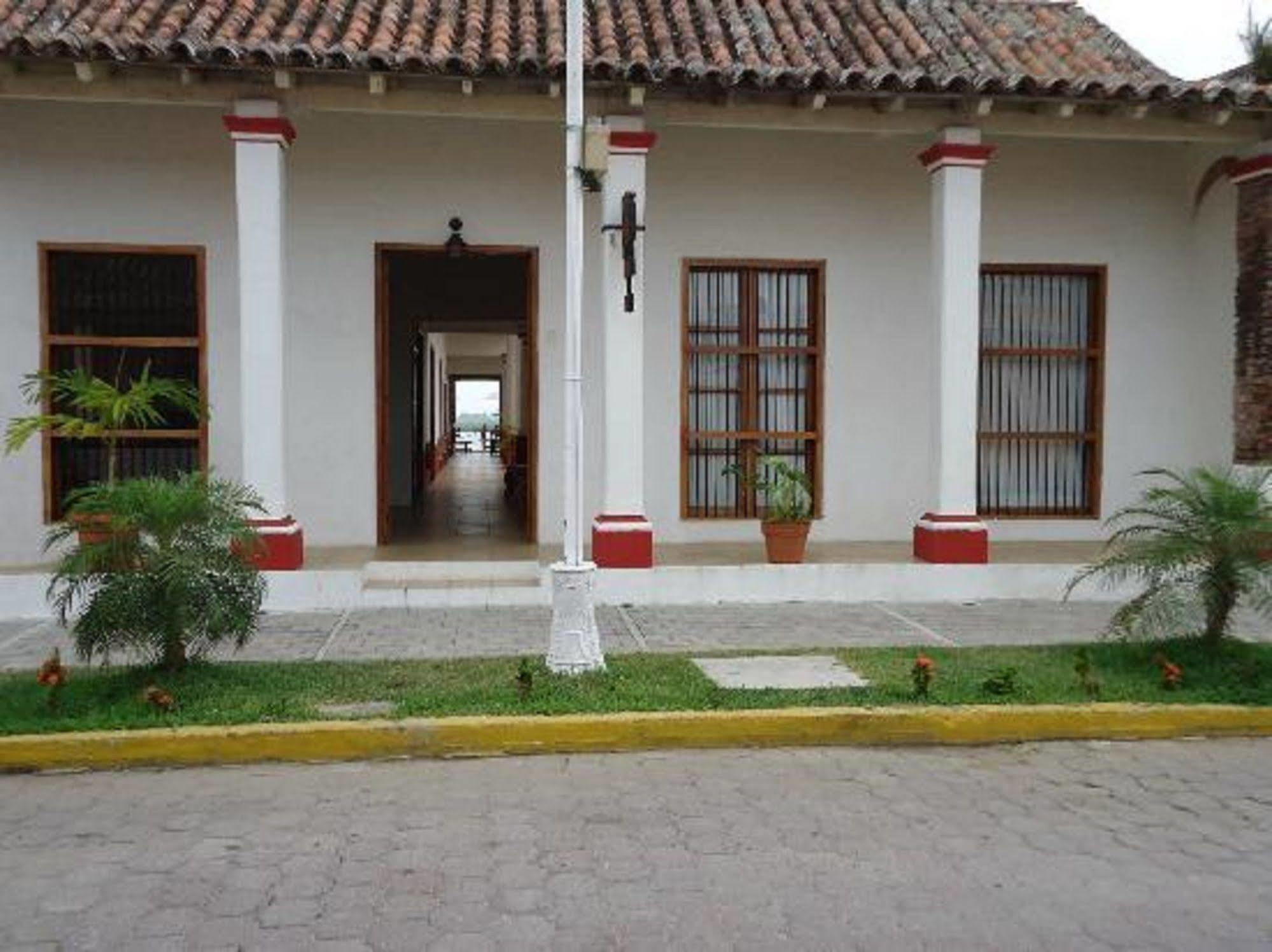 Hotel Casa Del Rio Tlacotalpan Exteriér fotografie